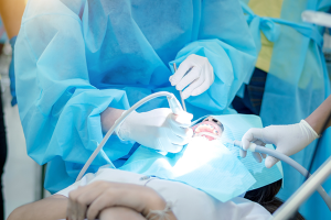 کار جراح دهان چیست؟