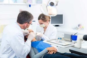 چرا ایمپلنت های دندانی از نظر پزشکی ضروری تلقی می شود؟